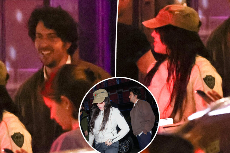 Billie Eilish and rumored beau Nat Wolff ‘very affectionate’ while bar hopping around New York gay bars with pals